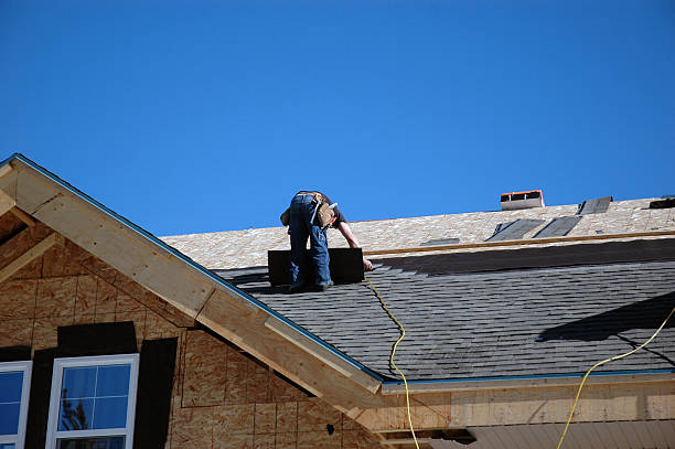 Best Roof Leak Repair  in Ashwaubenon, WI