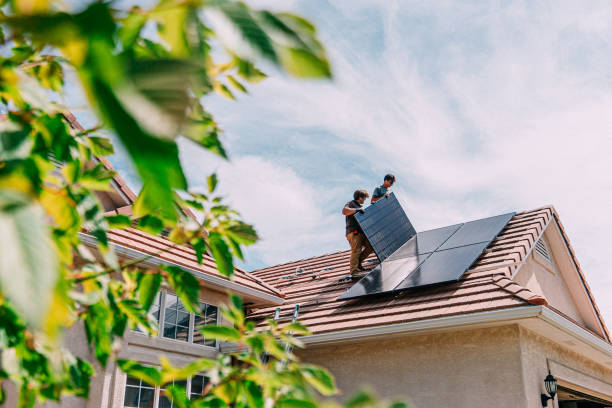 Roof Gutter Cleaning in Ashwaubenon, WI